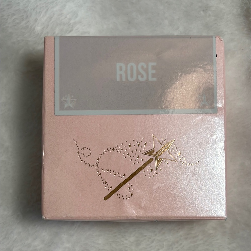 Rose Makeup Palette by [Jeffree Star]